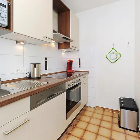 Апартаменты Haus Hafenromantik Нойхарлингерзиль